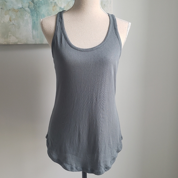 decathlon shuttle price